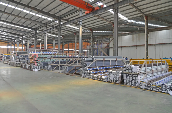 升級服務(wù) 合作共贏丨南亞鋁業(yè)與廣大客戶共克時艱！